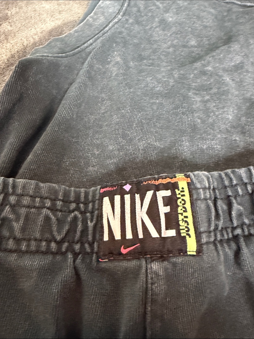 Nike Washed Charcoal Sleeveless Tank and Shorts Set - Picture 2 of 5